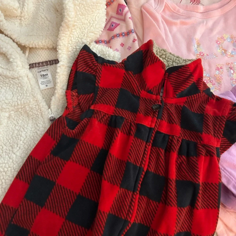 18 Month Girls Bundle Lot of 34 pieces - Picture 2 of 12